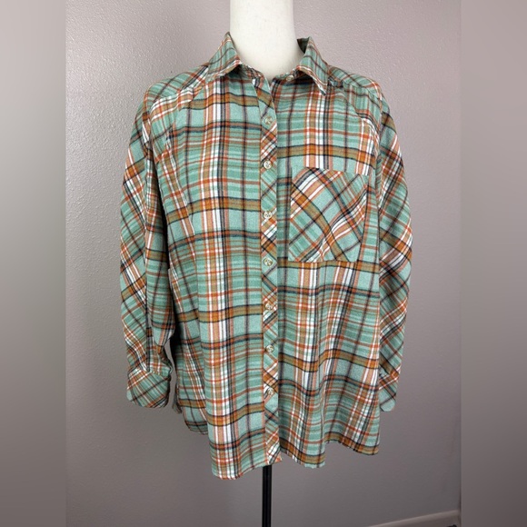 Altar'd State Tops - Baggy oversized flannel by Alter’d State - size XS